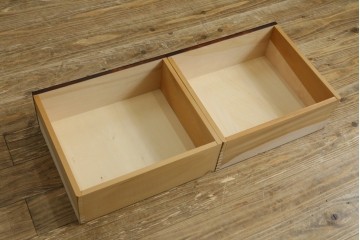 中古　和光　北斗民芸　深みのある木の色合いにガラス扉が美しく映えるブックケース　(R-088335)