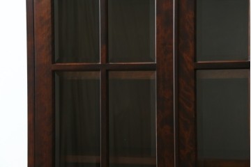 中古　和光　北斗民芸　深みのある木の色合いにガラス扉が美しく映えるブックケース　(R-088335)
