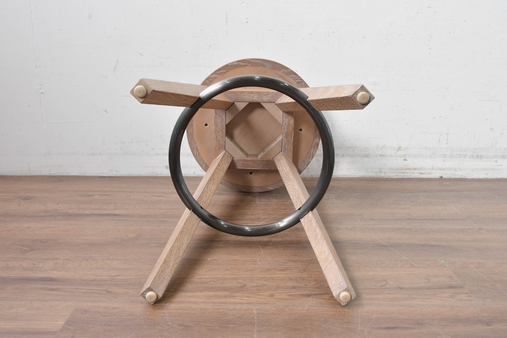 新古　展示品　美品　カラフルな柄の座面が印象的なハイスツール　制作費約10万円　(R-088342)