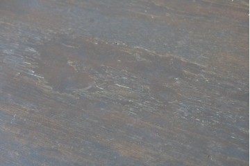 韓国アンティーク　李朝家具　欅(ケヤキ)材　重厚な金具があしらわれたバンダチ　(R-088345)