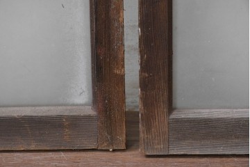 アンティーク建具　昭和初期から昭和中期　大正ロマンの雰囲気をまとった窓2枚セット　(R-088349)
