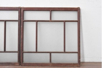 アンティーク建具　昭和初期から昭和中期　大正ロマンの雰囲気をまとった窓2枚セット　(R-088349)