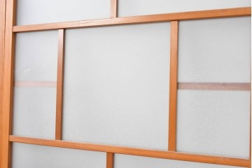 ヴィンテージ建具　昭和中期　大正ロマン　すっきりとしたデザインの窓2枚セット　(R-088352)