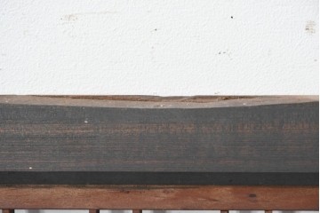 アンティーク建具　大正期から昭和初期　黒枠が印象的な格子入り窓4枚セット　(R-088354)