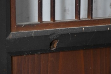 アンティーク建具　大正期から昭和初期　黒枠が印象的な格子入り窓4枚セット　(R-088354)