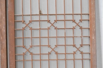 ヴィンテージ建具　昭和中期　片面ガラス　幾何学模様の組子が目を引くガラス窓2枚セット　(R-088363)