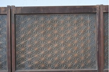 アンティーク建具　昭和初期　麻の葉文様の組子細工が美しい両面ガラス入り小窓4枚セット　(R-088365)