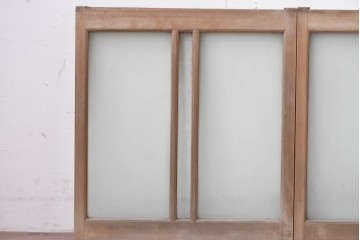ヴィンテージ建具　昭和中期　シンプルな縦桟デザインの小さな窓2枚セット　(R-088366)