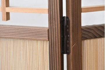 和製ヴィンテージ　美品　格子と透かし彫りが目を引く4連衝立て　(R-088368)