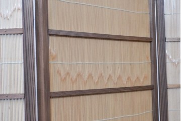 和製ヴィンテージ　美品　格子と透かし彫りが目を引く4連衝立て　(R-088368)