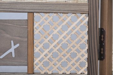 和製ヴィンテージ　美品　格子と透かし彫りが目を引く4連衝立て　(R-088368)