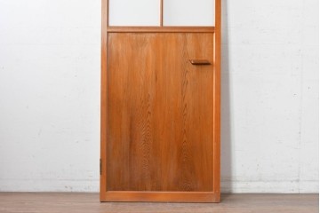 ヴィンテージ建具　昭和中期　温かみのある木肌とガラスを組み合わせたシンプルなガラスドア1枚　(R-088372)