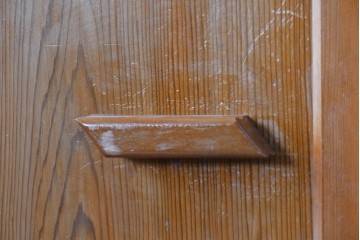 ヴィンテージ建具　昭和中期　温かみのある木肌とガラスを組み合わせたシンプルなガラスドア1枚　(R-088372)