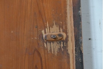 ヴィンテージ建具　昭和中期　横桟の意匠がアクセントのガラス入りドア1枚　(R-088373)