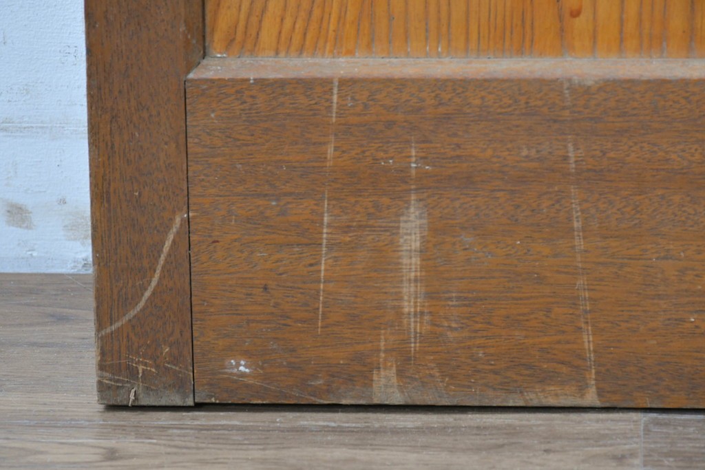 ヴィンテージ建具　昭和中期　温かみのある木肌とガラスを組み合わせたシンプルなガラスドア1枚　(R-088374)