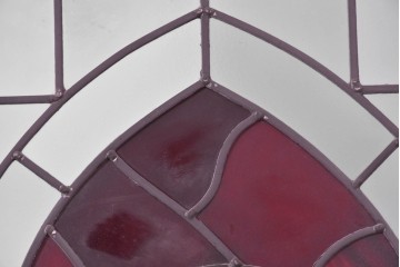アンティーク建具　イギリス　聖アンデレを描いた古い教会のステンドグラス窓1枚　(R-088380)