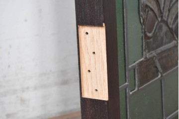 アンティーク建具　イギリス　聖バルナバを描いた古い教会のステンドグラス窓1枚　(R-088381)