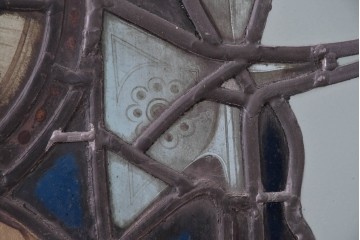アンティーク建具　イギリス　聖マティアを描いた古い教会のステンドグラス窓1枚　(R-088386)