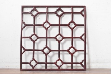 中古建具　中国　オリエンタルな空間づくりにおすすめの中国格子1枚　(R-088394)