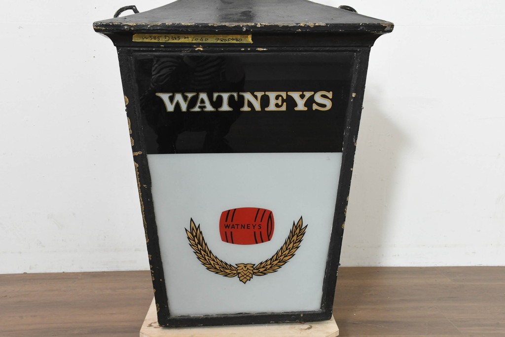 イギリスアンティーク　Watneys(ワトニーズ)ビール　金属フレームの大型パブランタン　(R-088409)