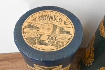 【簡易リペア限定品】　紙製　ヴィクトリアン調の広告図版をあしらった円柱ボックス3点セット　(R-088431)