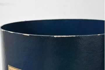 【簡易リペア限定品】　紙製　ヴィクトリアン調の広告図版をあしらった円柱ボックス3点セット　(R-088431)