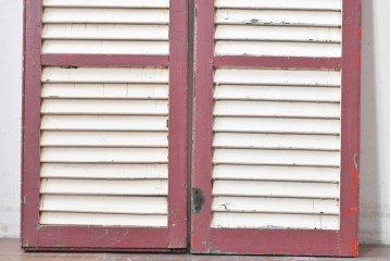 フランスアンティーク　1900年頃　光と風を通す木製ルーバー窓2枚セット　(R-088440)