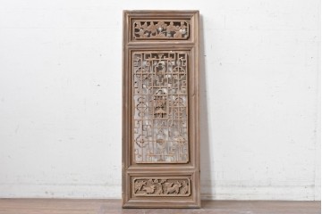中国アンティーク建具　彫刻入り　花格子が華やかな中国格子1枚　(R-088441)