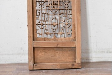 中国アンティーク建具　彫刻入り　花格子が華やかな中国格子1枚　(R-088441)