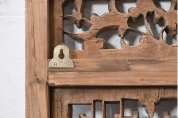 中国アンティーク建具　彫刻入り　花格子が華やかな中国格子1枚　(R-088441)