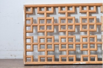 中国ヴィンテージ建具　幾何学意匠がモダンな中国格子1枚　(R-088443)