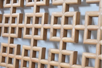中国ヴィンテージ建具　幾何学意匠がモダンな中国格子1枚　(R-088443)