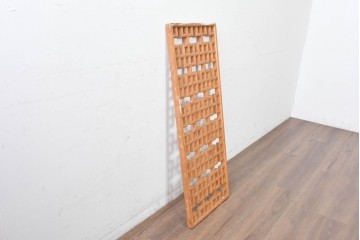 中国ヴィンテージ建具　幾何学意匠がモダンな中国格子1枚　(R-088443)