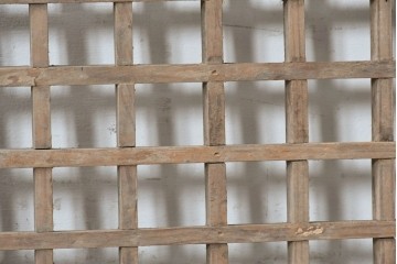 中国アンティーク建具　格子と八角形のシルエットが印象的な装飾パネル2枚セット　(R-088447)