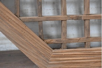 中国アンティーク建具　格子と八角形のシルエットが印象的な装飾パネル2枚セット　(R-088449)