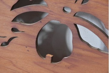 ヴィンテージ建具　昭和中期から昭和後期　鳳凰の意匠が美しい透かし彫り欄間2枚セット　(R-088461)