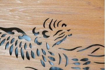 ヴィンテージ建具　昭和中期から昭和後期　鳳凰の意匠が美しい透かし彫り欄間2枚セット　(R-088461)