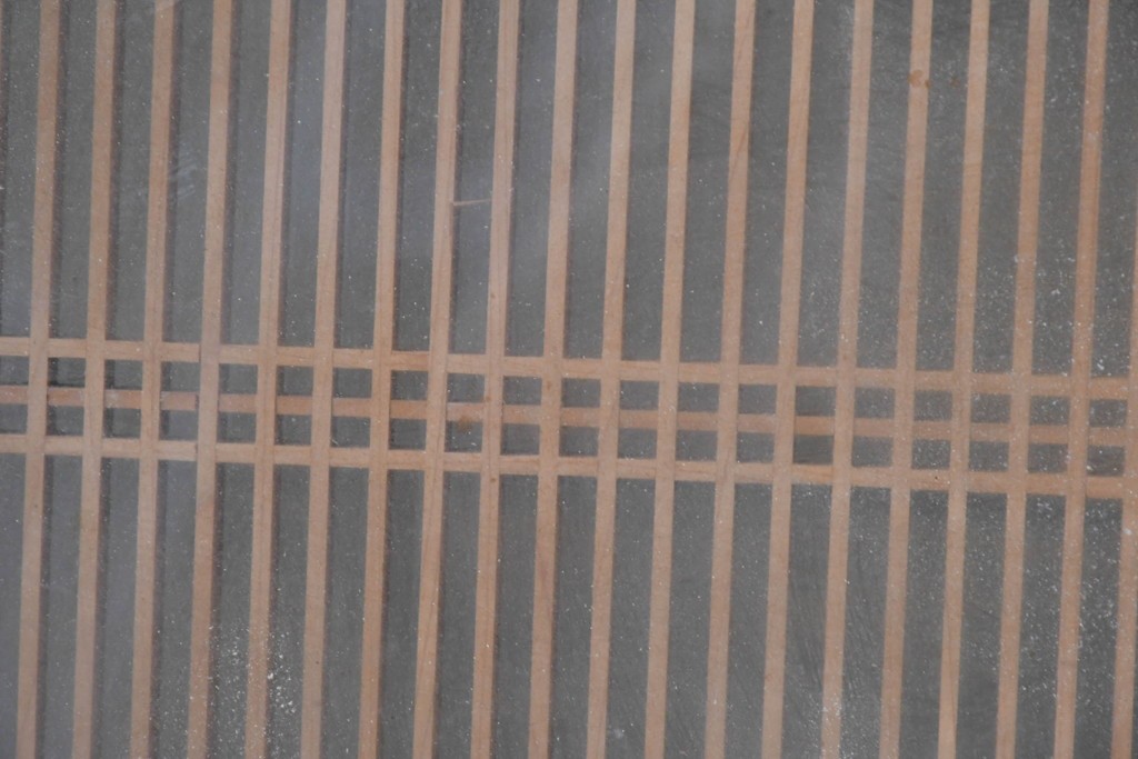 ヴィンテージ建具　昭和中期から昭和後期　両面ガラス　繊細な組子細工が目を引く欄間1枚　(R-088463)