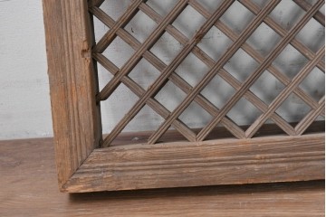 韓国アンティーク建具　李朝建具　素朴な格子組みが趣深い欄間1枚　(R-088466)
