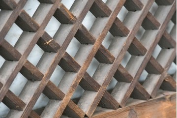 韓国アンティーク建具　李朝建具　素朴な格子組みが趣深い欄間1枚　(R-088466)