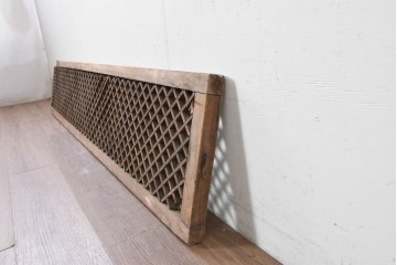 韓国アンティーク建具　李朝建具　素朴な格子組みが趣深い欄間1枚　(R-088466)