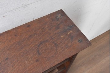 イギリスアンティーク　オーク材　クラシカルな佇まいのシューズラック　(R-088470)