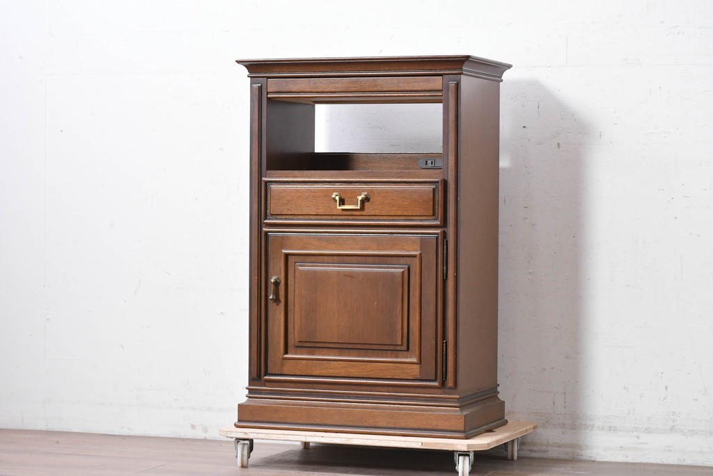 中古　美品　maruni(マルニ木工)　地中海ロイヤルシリーズ(ROYAL)　上品な金具が映える格調高い電話台　定価約15万円　(R-088472)