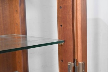 中古　美品　maruni(マルニ木工)　地中海シリーズ　照明付きでコレクションを美しく魅せるキュリオケース64　定価約33万円　(R-088474)