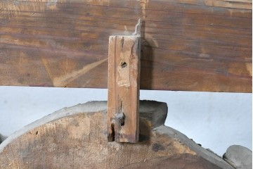アンティーク建具　江戸から明治期　獅子と牡丹　寺社仏閣で使われていた木彫りの欄間1枚　(R-088476)