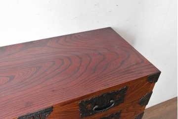 中古　岩谷堂箪笥　重厚な金具と美しい木目が印象的な衣装箪笥　(R-088478)