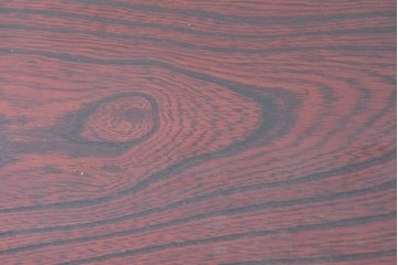 中古　岩谷堂箪笥　重厚な金具と美しい木目が印象的な衣装箪笥　(R-088478)