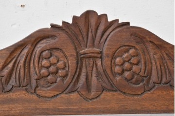 和製ヴィンテージ　神戸洋家具　COLONY HOUSE(コロニーハウス)　クラシカルな彫刻入りの卓上シェルフ　(R-088479)