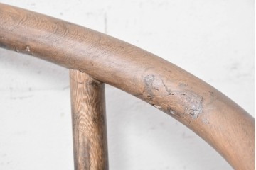 中国アンティーク　中国美術　鉄刀木(タガヤサン)材　東洋情緒漂う流麗なアームチェア　(R-088480)