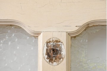 イギリスアンティーク建具　1930年頃　ペイントの風合いが魅力の木製ドア1枚　(R-088481)